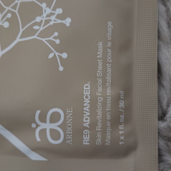 Arbonne RE9 Advanced Skin Revitalizing Facial Sheet Mask *3 pack - Picture 2 of 4